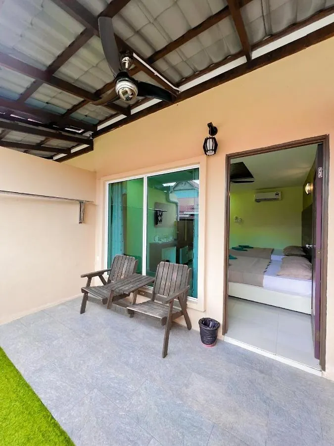 Chuu Pun Village Resort Pantai Cenang  2*, Pantai Cenang (Langkawi) Maleisië