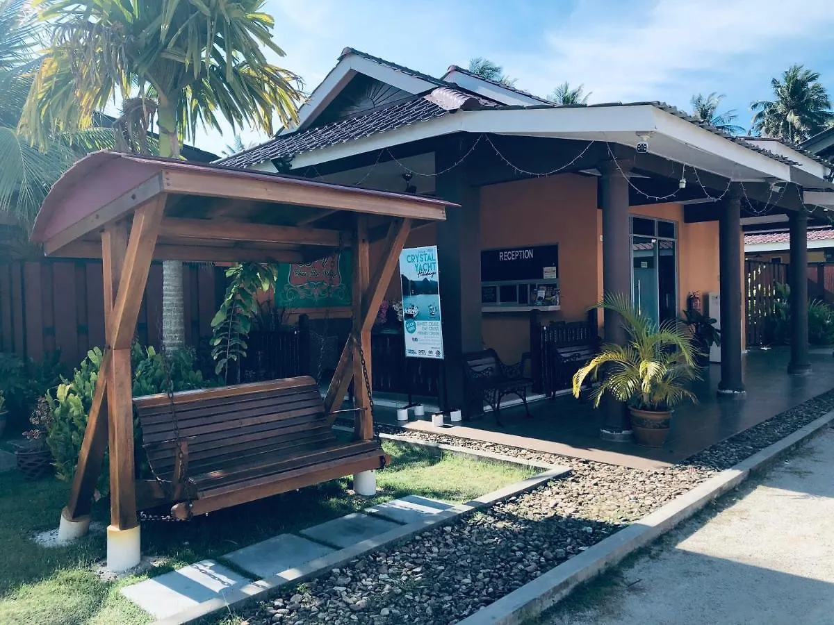 **  Chuu Pun Village Resort Pantai Cenang  Maleisië