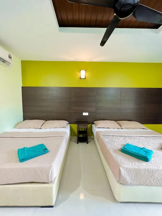 Chuu Pun Village Resort Pantai Cenang